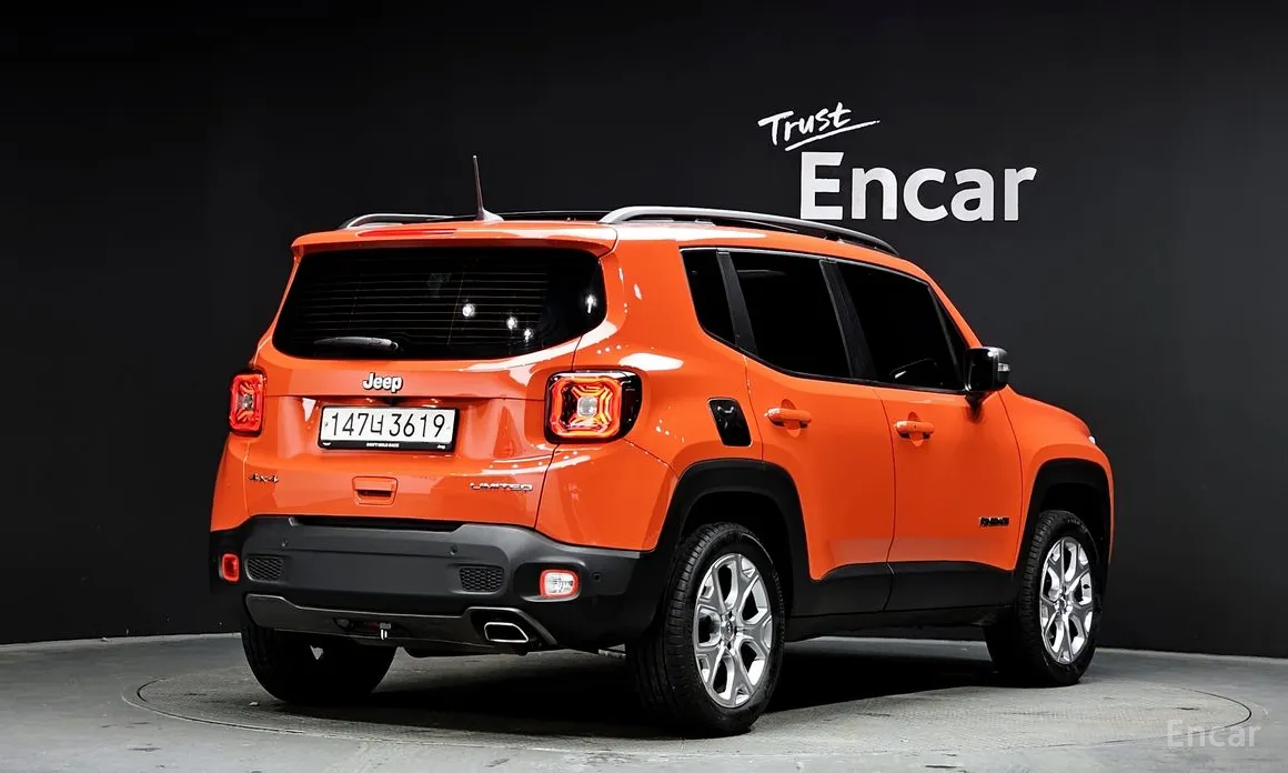 Фото 2 - Jeep Renegade