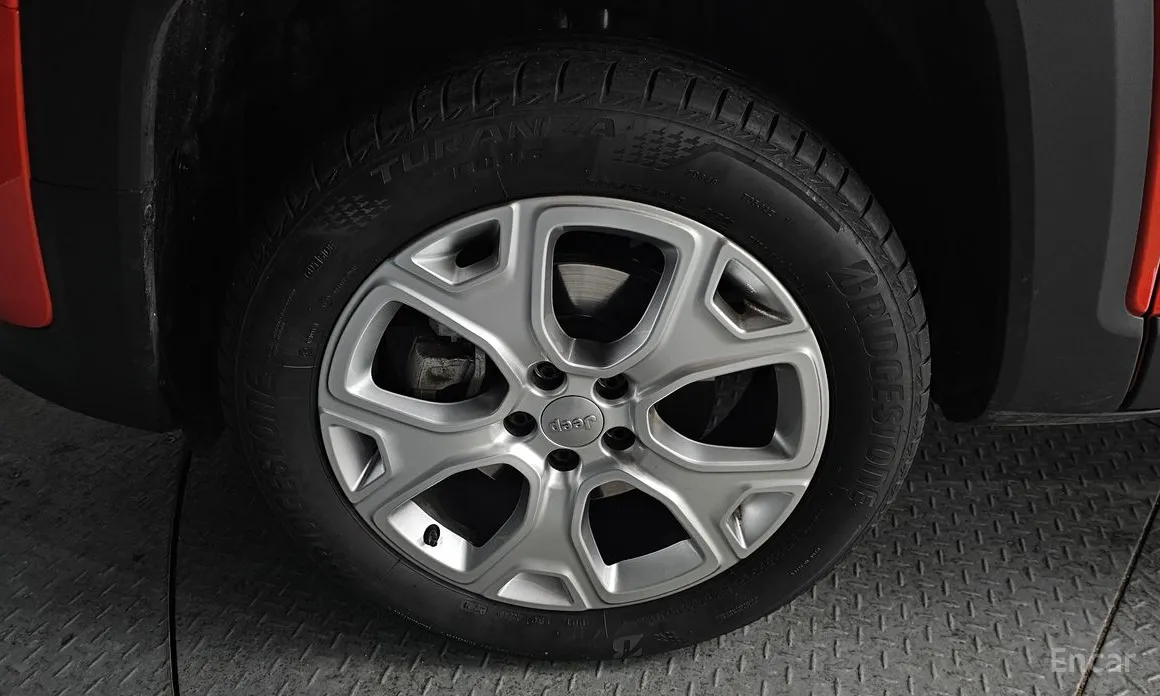 Фото 5 - Jeep Renegade