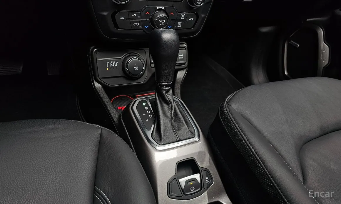 Фото 9 - Jeep Renegade