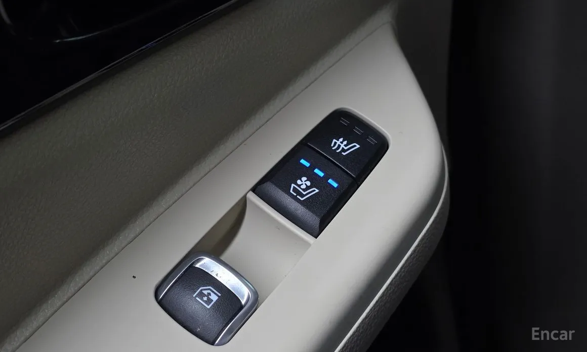 Фото 17 - Kia Carnival