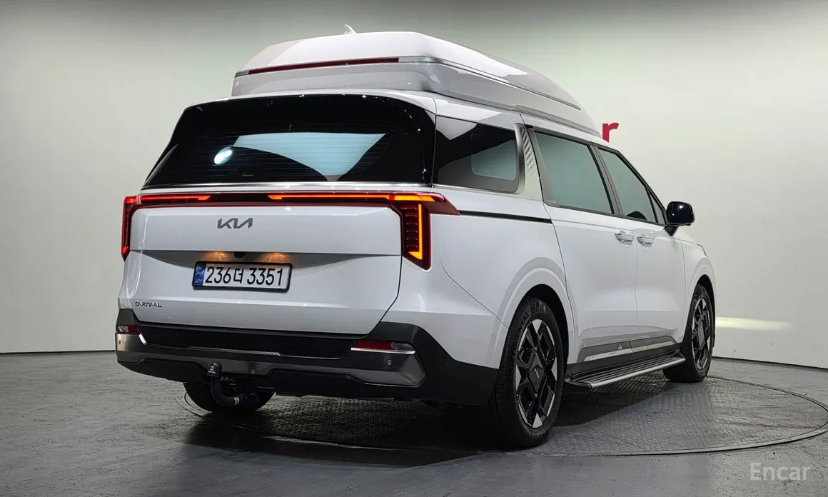 Фото 2 - Kia Carnival