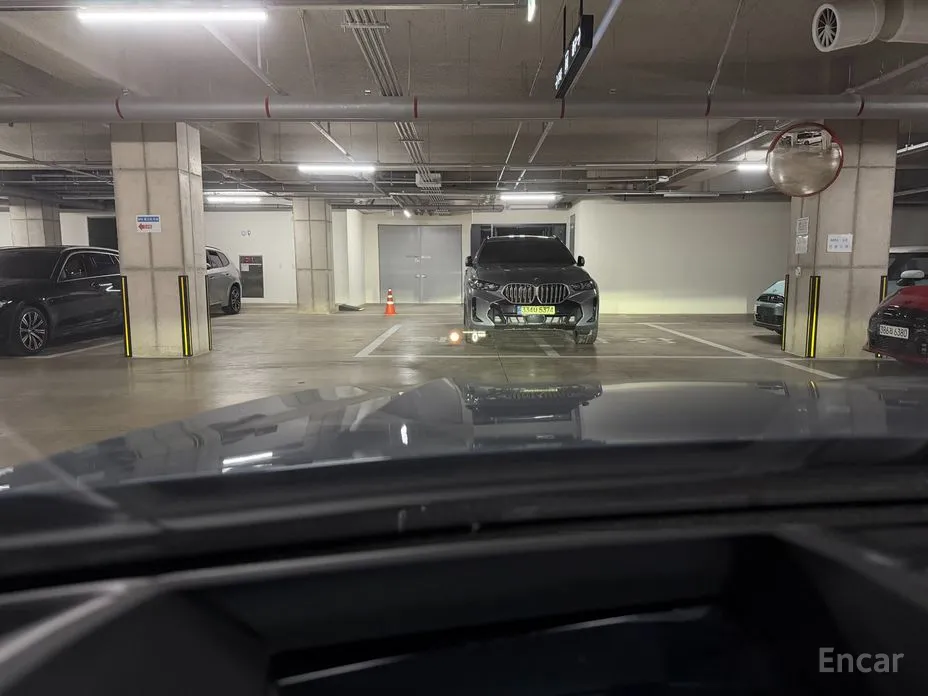 Фото 16 - BMW 8 Series