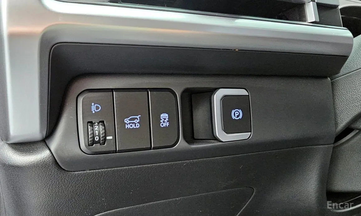 Фото 18 - Hyundai Santa Fe