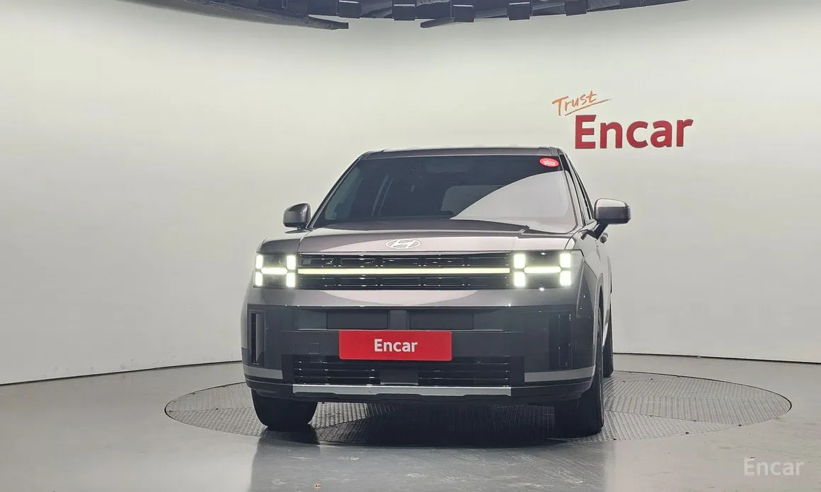 Фото 3 - Hyundai Santa Fe