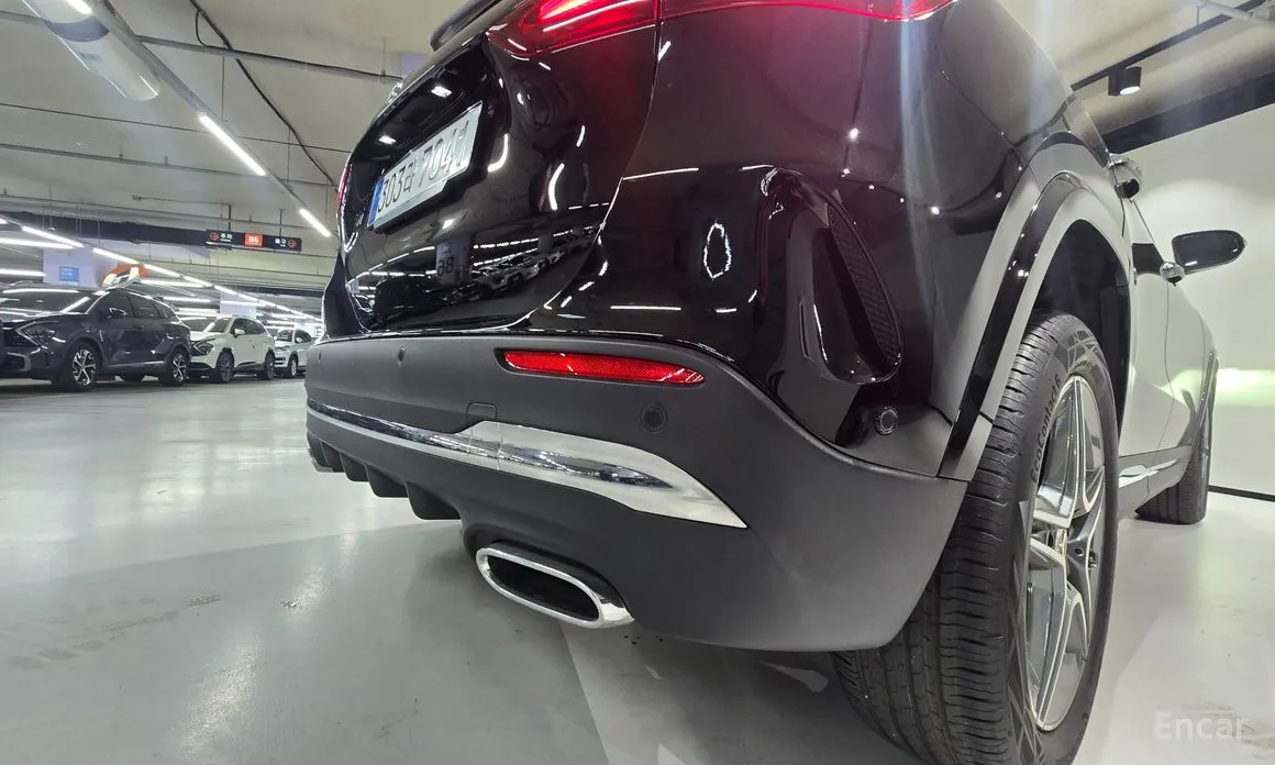 Фото 11 - Mercedes-Benz GLA-Class