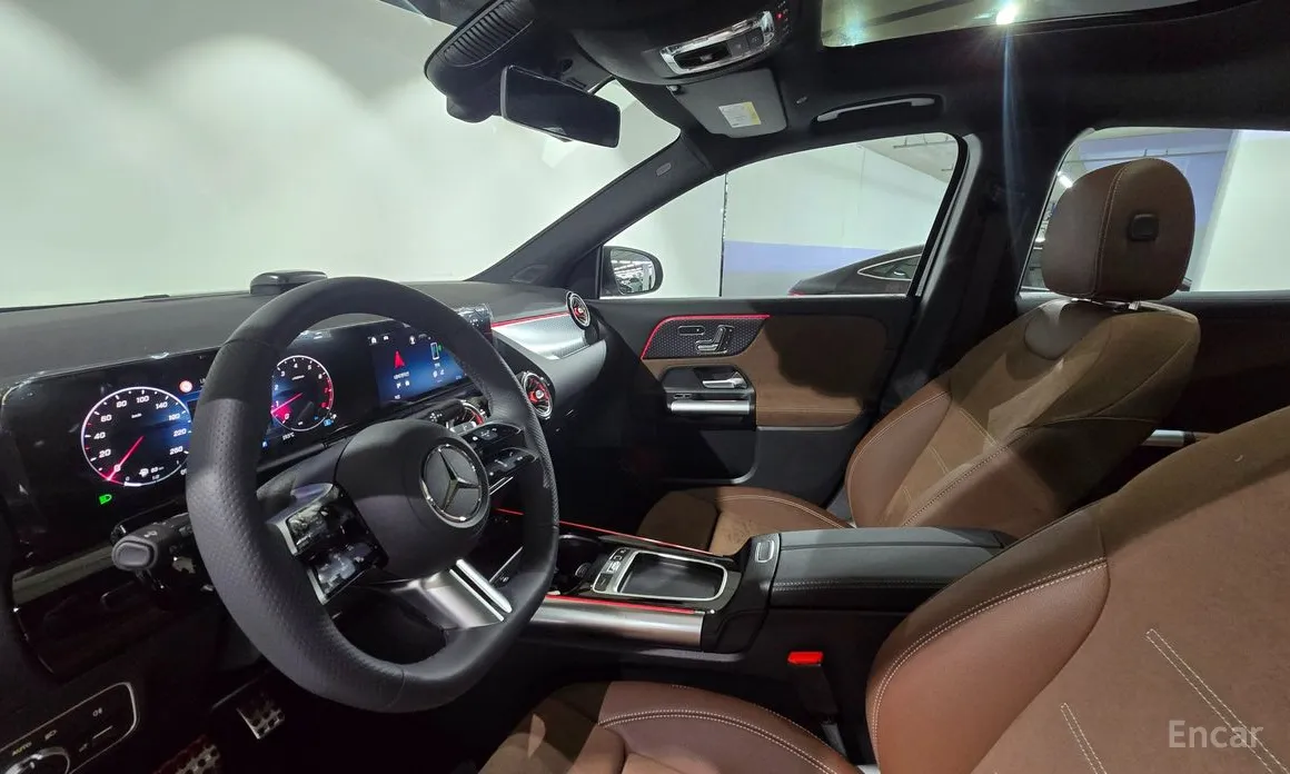 Фото 19 - Mercedes-Benz GLA-Class