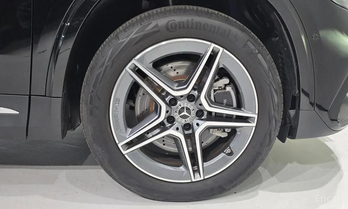 Фото 5 - Mercedes-Benz GLA-Class