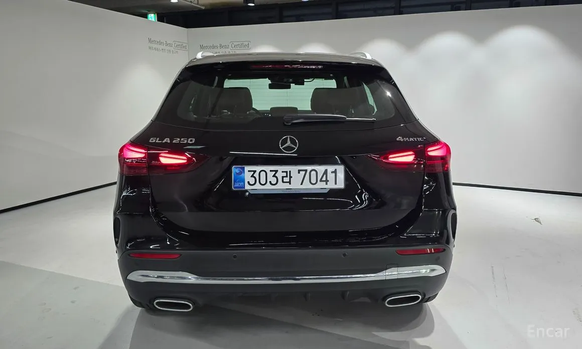 Фото 7 - Mercedes-Benz GLA-Class