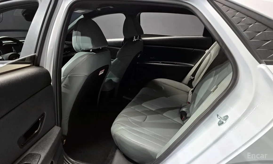 Hyundai Avante 2023 1.6