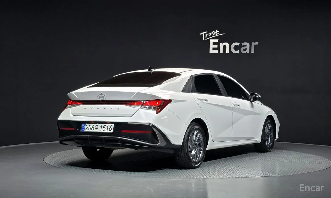Hyundai Avante 2023 1.6