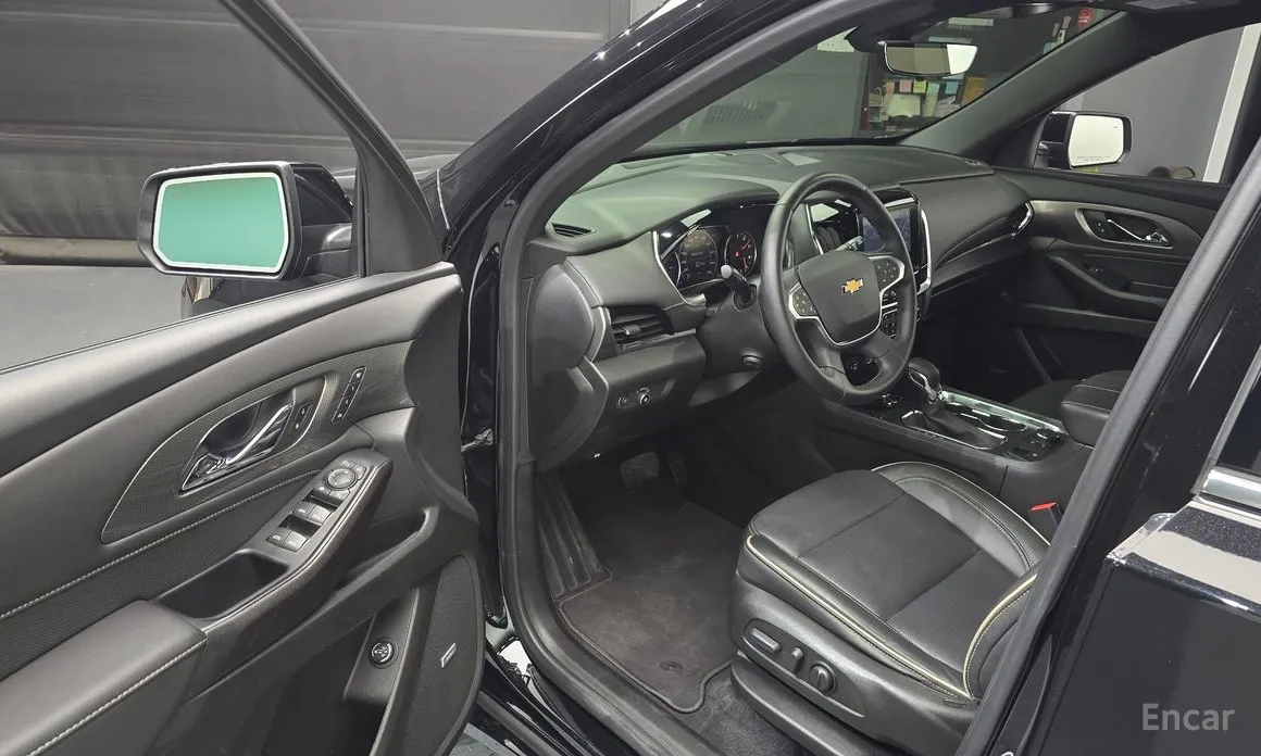 Фото 11 - Chevrolet Traverse