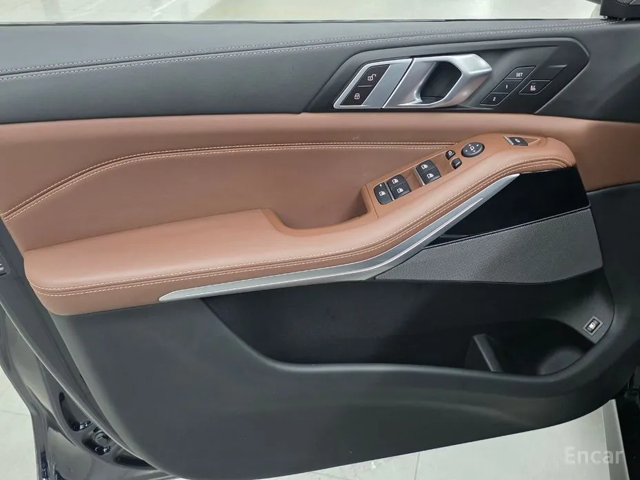 Фото 18 - BMW X5