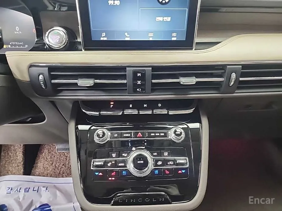 Фото 10 - Lincoln Corsair