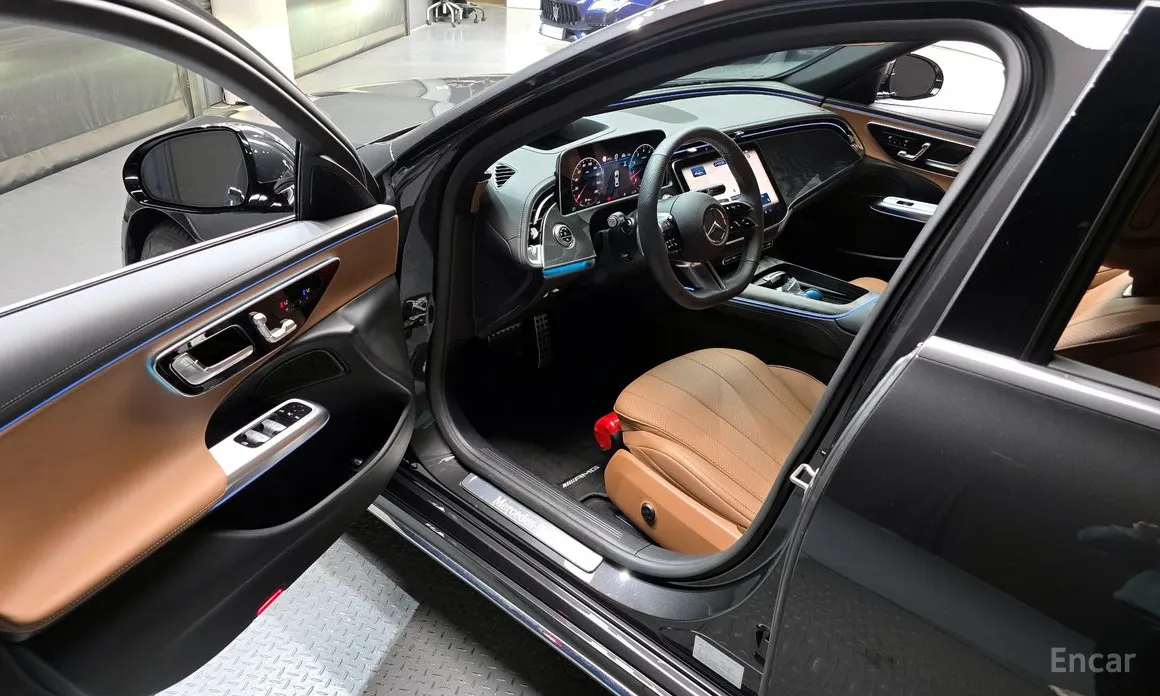 Фото 10 - Mercedes-Benz E-Class