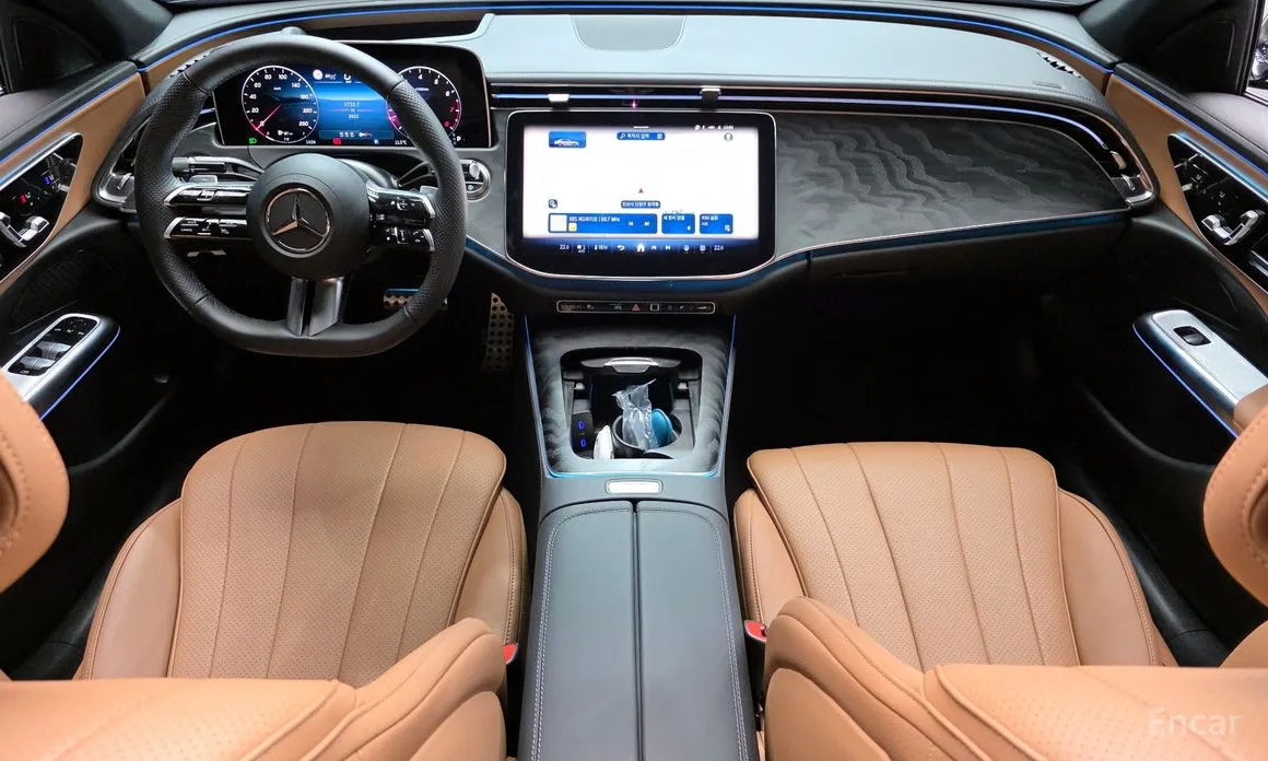 Фото 7 - Mercedes-Benz E-Class