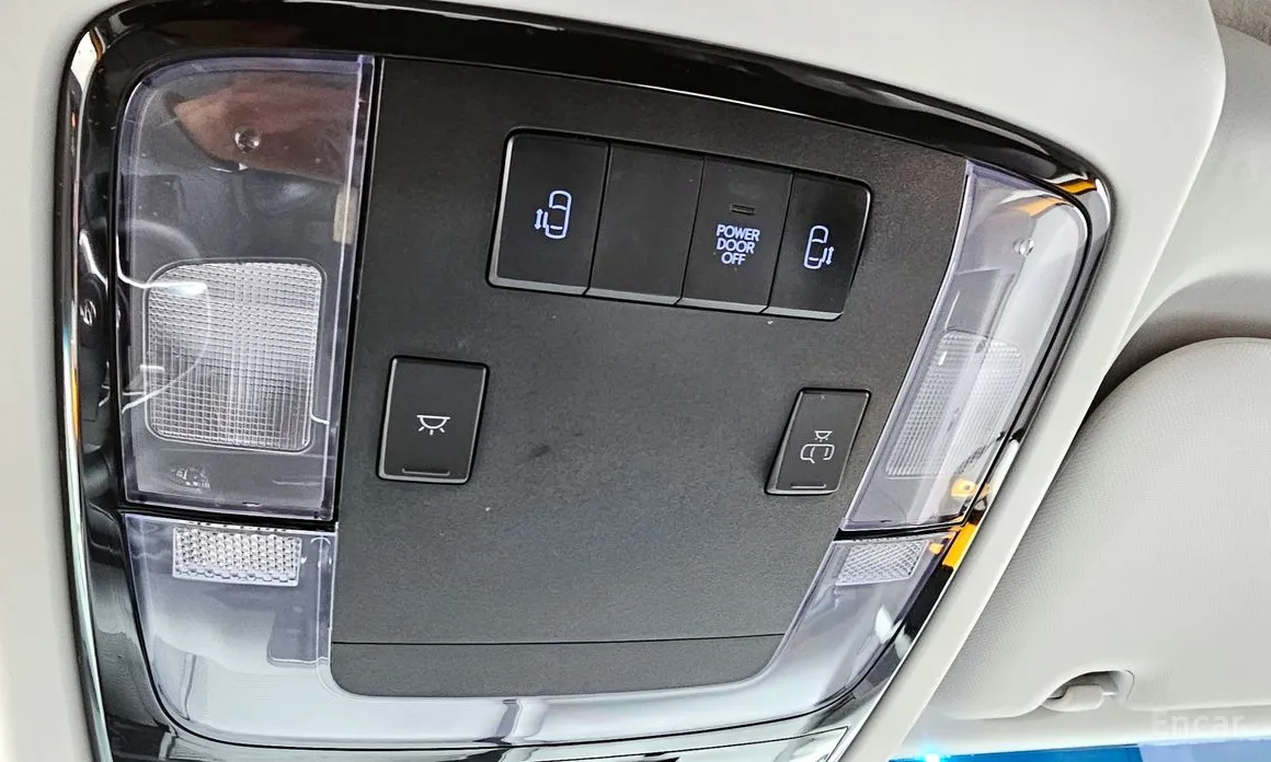 Фото 19 - Hyundai Staria