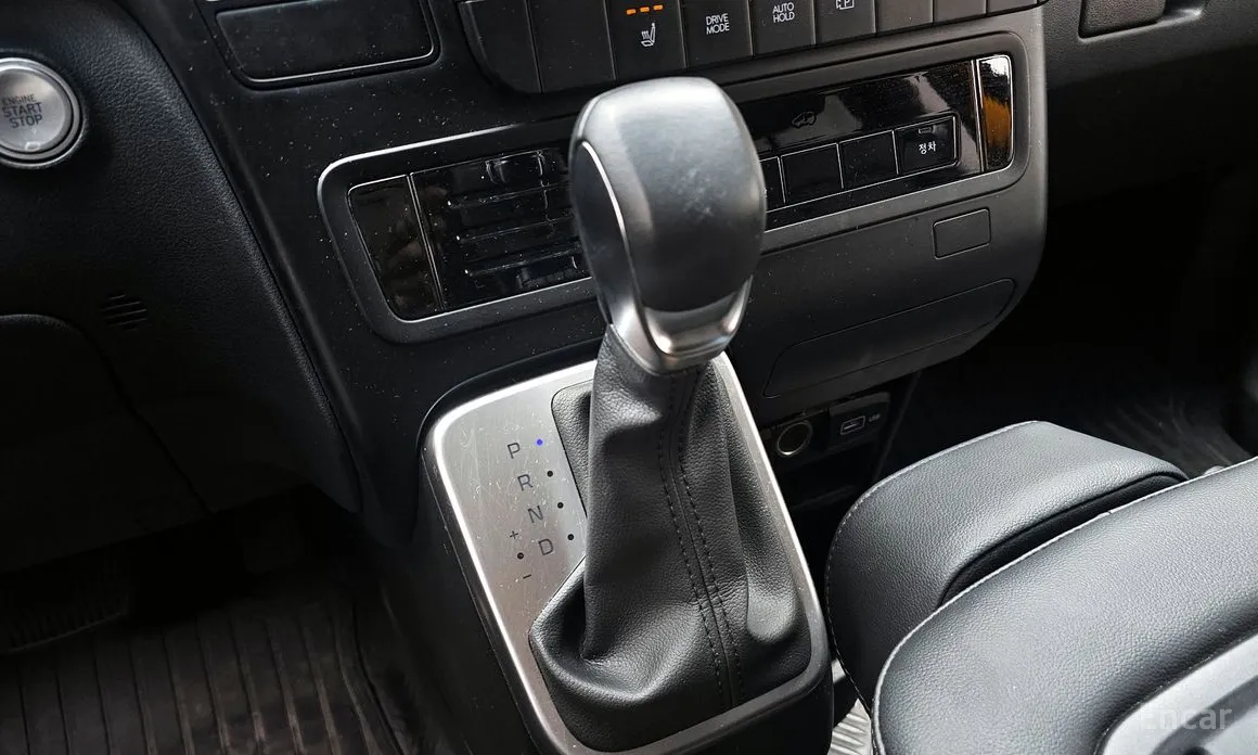 Фото 9 - Hyundai Staria