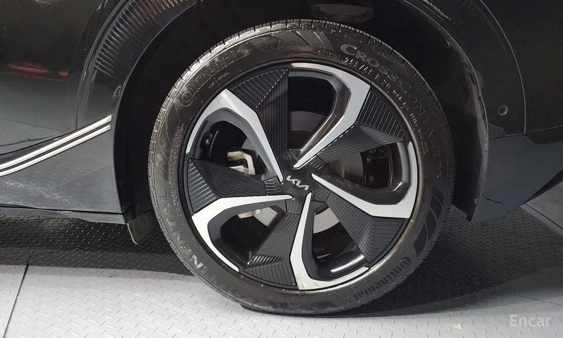 Фото 5 - Kia EV6