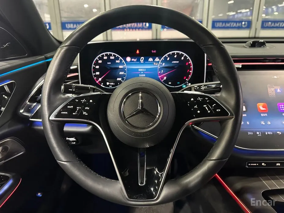 Фото 10 - Mercedes-Benz E-Class