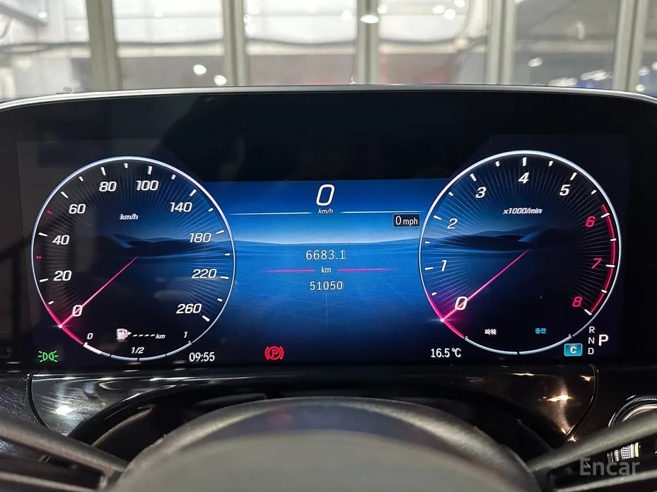 Фото 8 - Mercedes-Benz E-Class