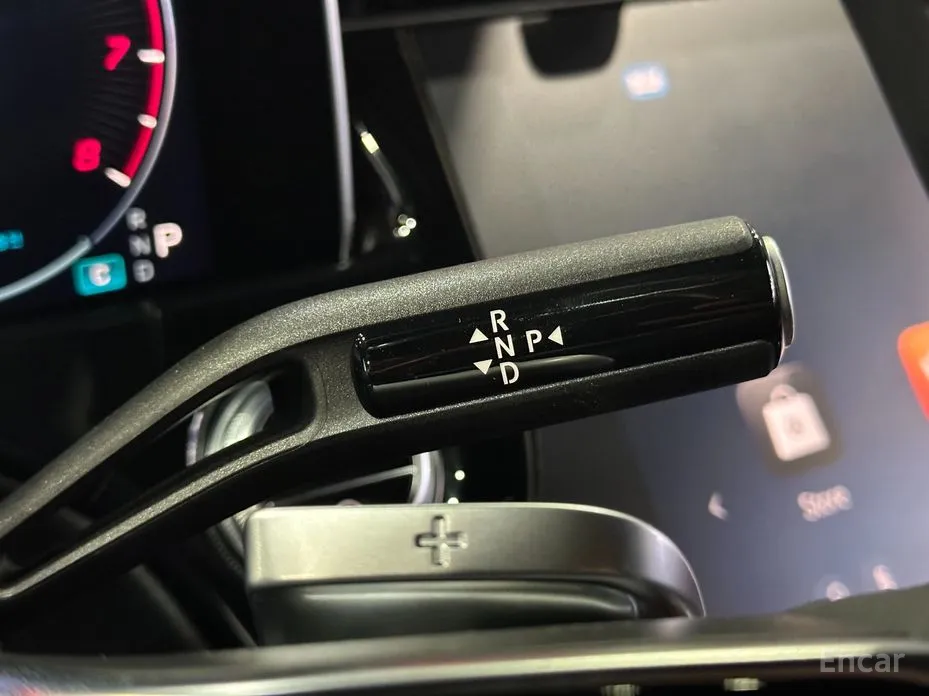 Фото 9 - Mercedes-Benz E-Class