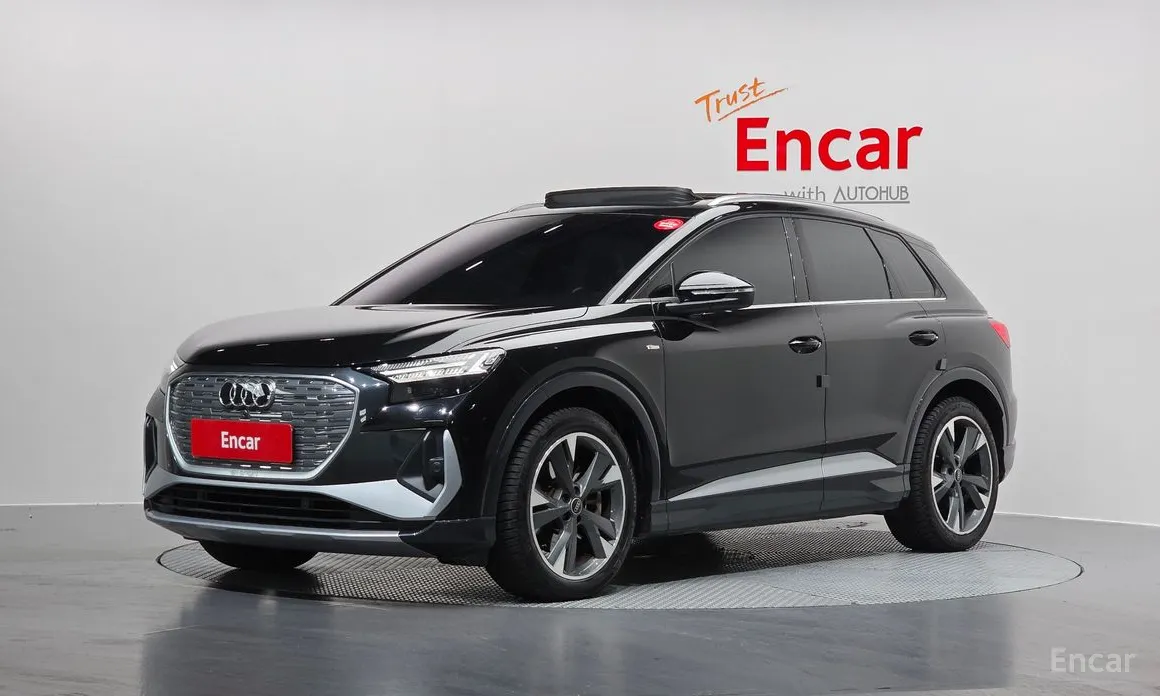 Фото 1 - Audi Q4 e-tron