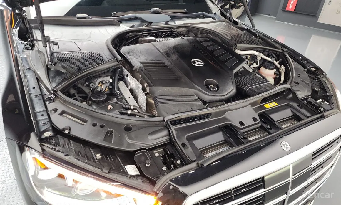 Фото 6 - Mercedes-Benz S-Class