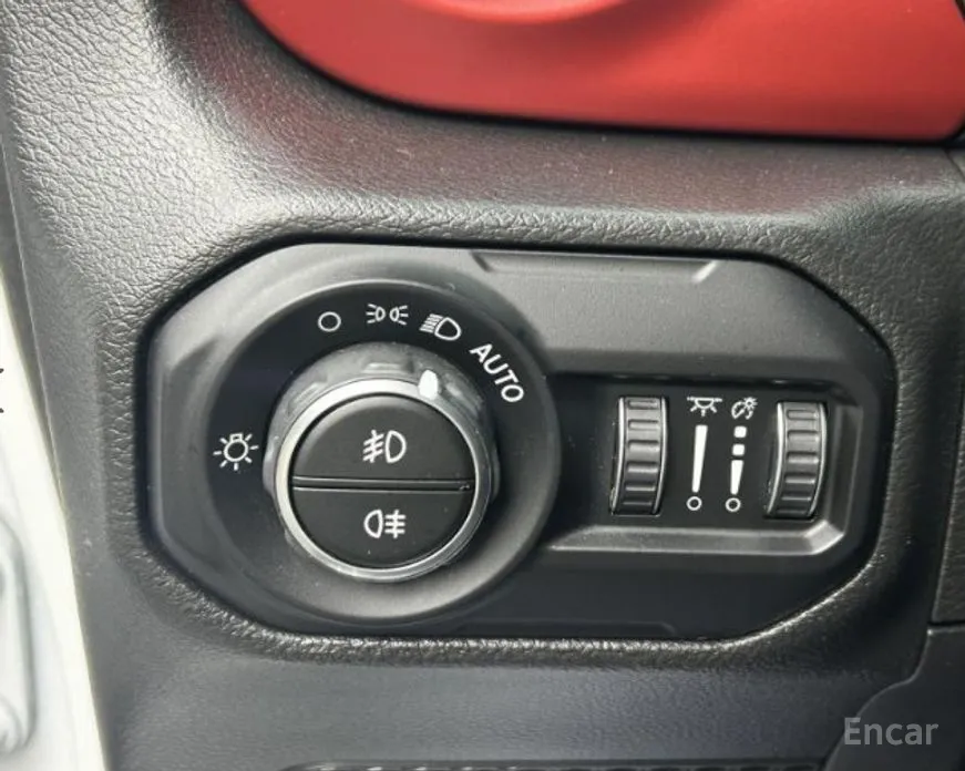 Фото 15 - Jeep Wrangler