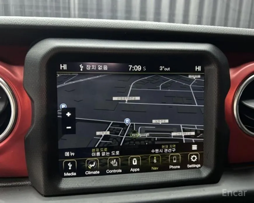 Фото 16 - Jeep Wrangler