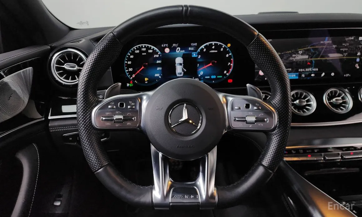 Фото 13 - Mercedes-Benz AMG GT