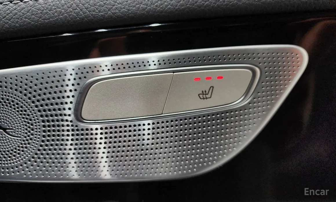 Фото 19 - Mercedes-Benz AMG GT