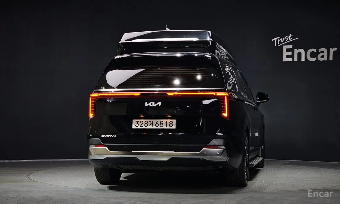 Фото 4 - Kia Carnival