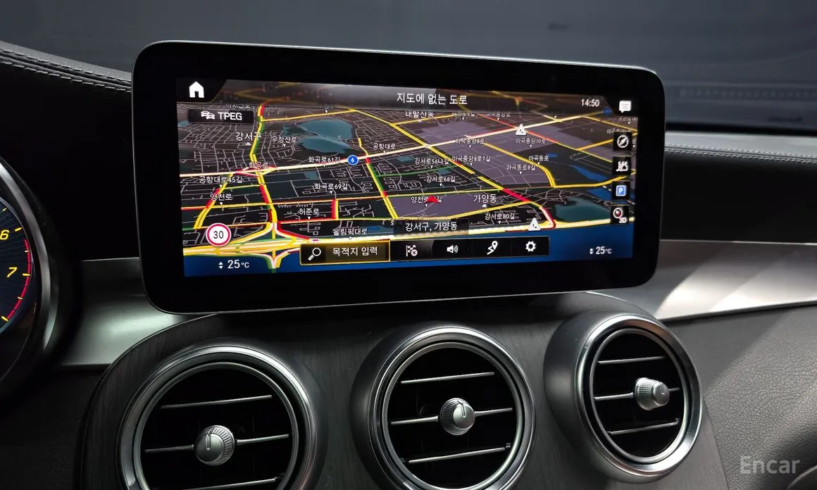 Фото 14 - Mercedes-Benz GLC-Class