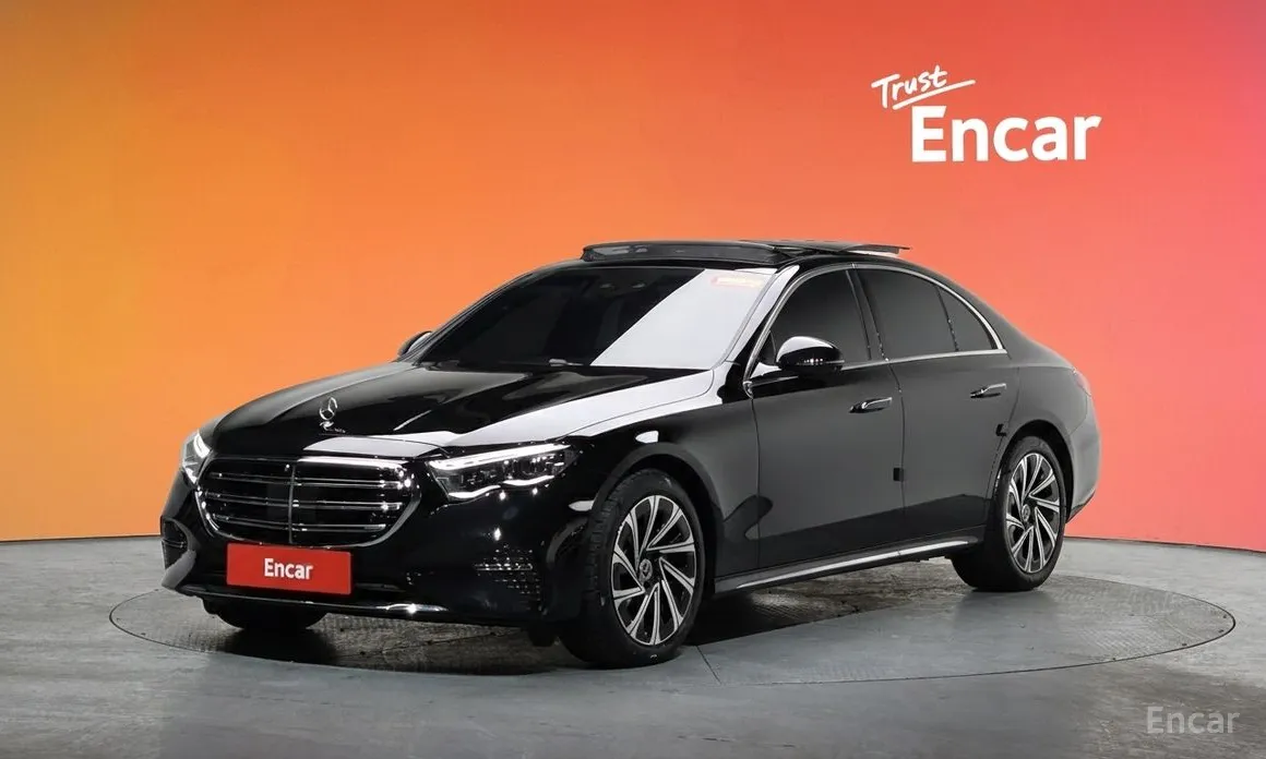 Фото 1 - Mercedes-Benz E-Class