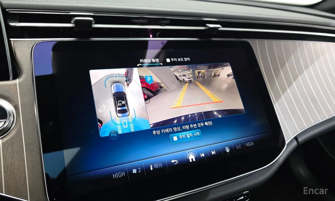 Фото 16 - Mercedes-Benz E-Class