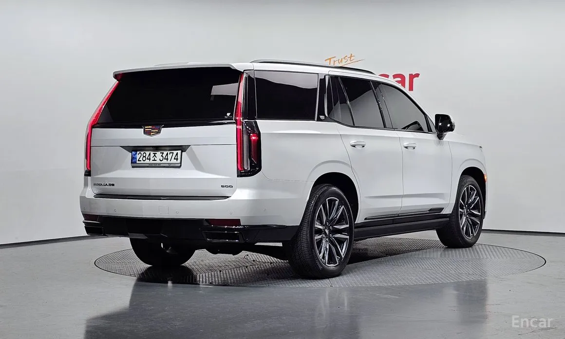 Фото 2 - Cadillac Escalade