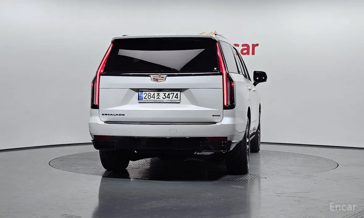 Фото 4 - Cadillac Escalade