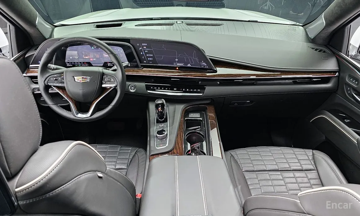 Фото 7 - Cadillac Escalade