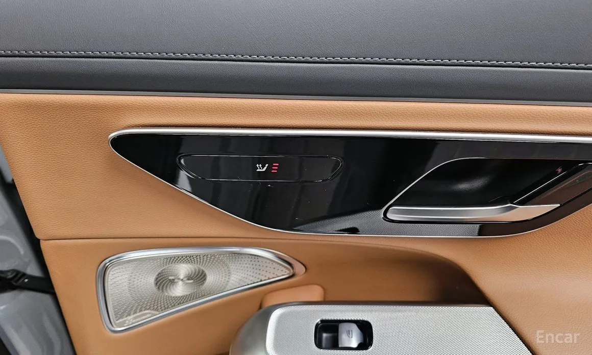 Фото 18 - Mercedes-Benz E-Class