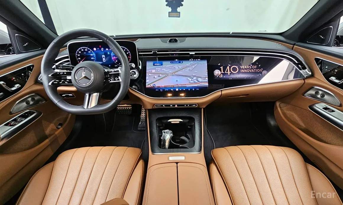 Фото 7 - Mercedes-Benz E-Class