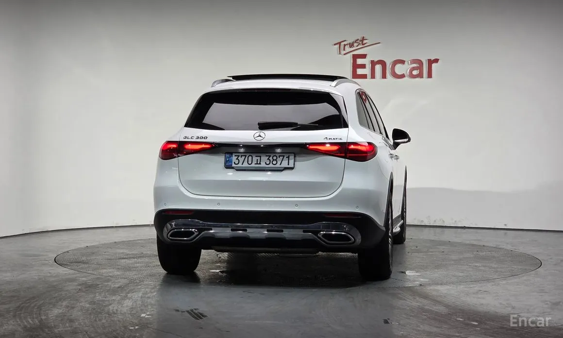 Фото 4 - Mercedes-Benz GLC-Class