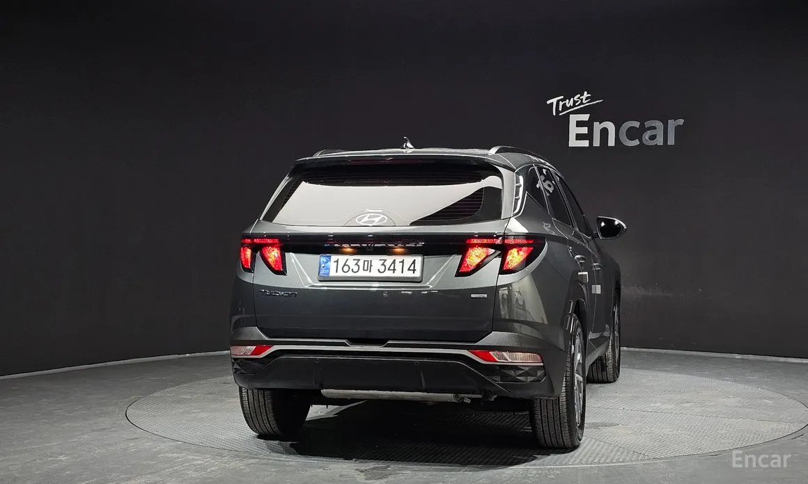 Photo 4 - Hyundai Tucson