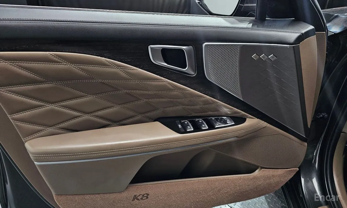 Фото 17 - Kia K8