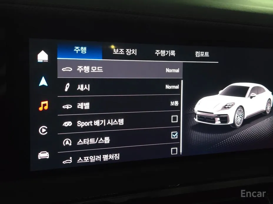 Фото 19 - Porsche Panamera