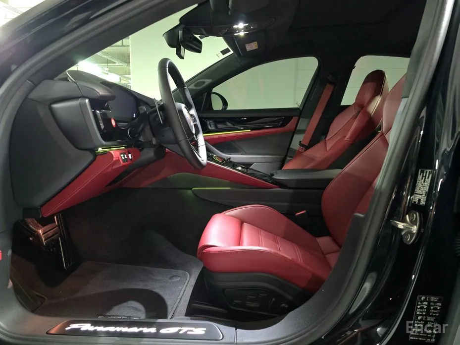 Фото 8 - Porsche Panamera