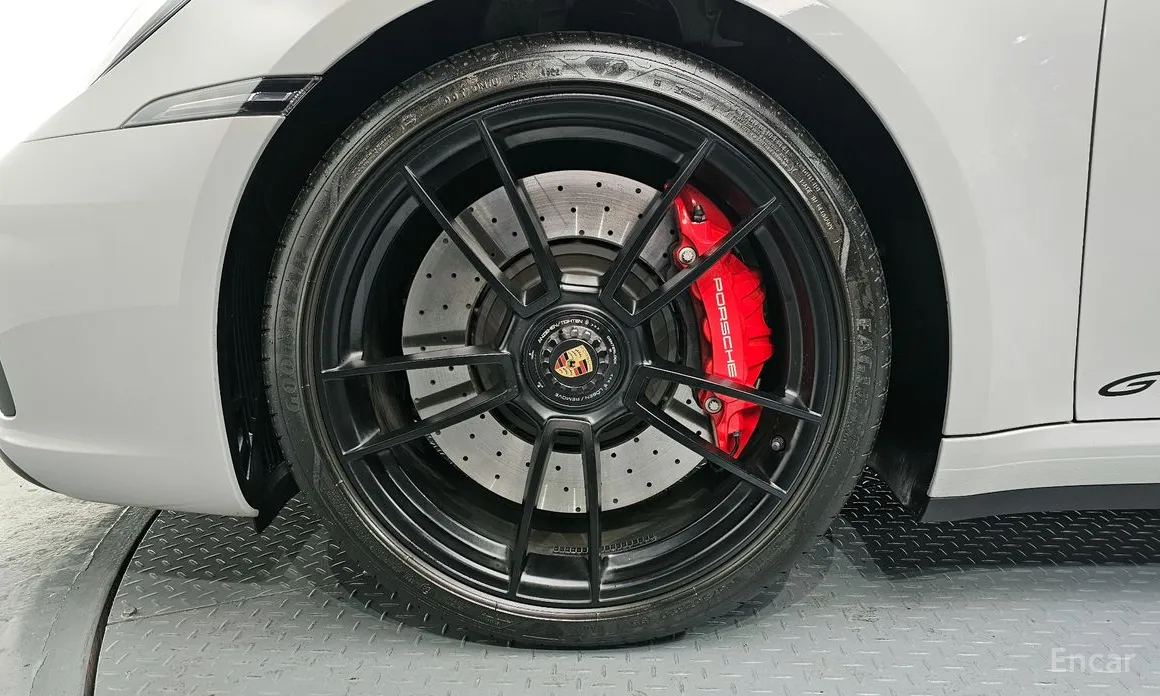 Фото 5 - Porsche 911