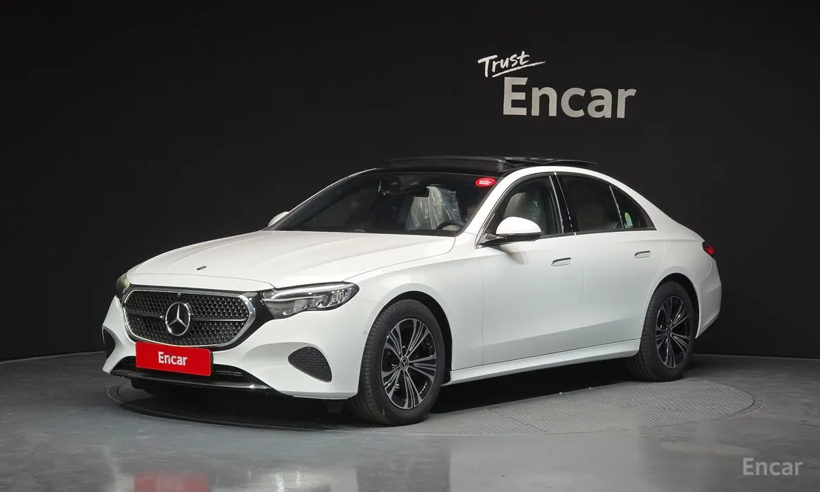 Фото 1 - Mercedes-Benz E-Class