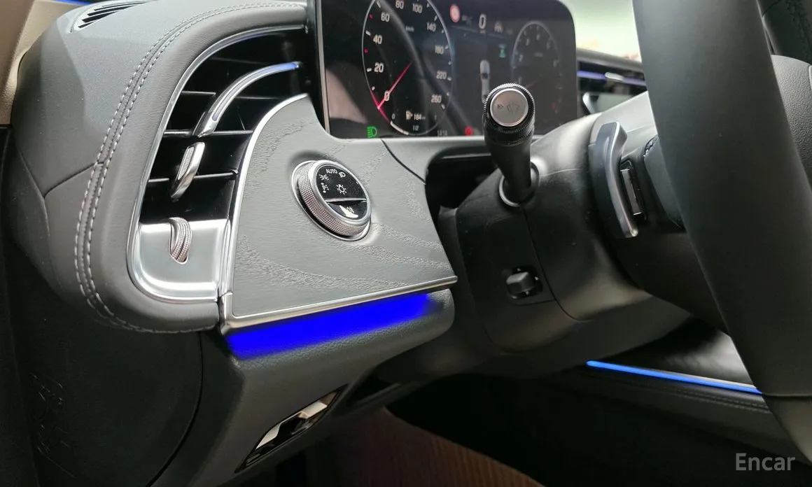 Фото 14 - Mercedes-Benz E-Class