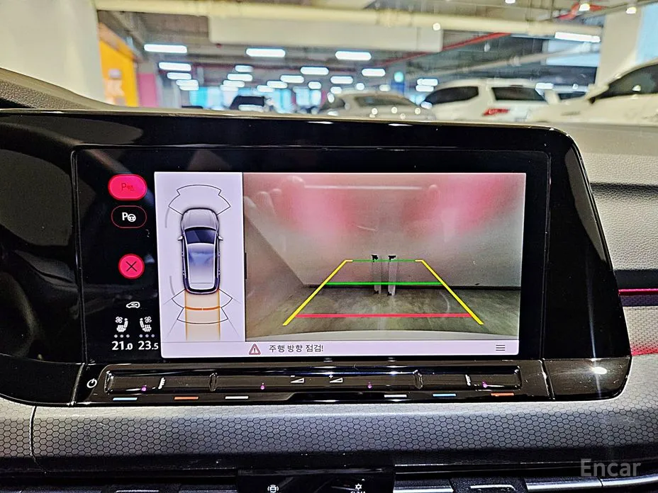 Фото 12 - Volkswagen Golf