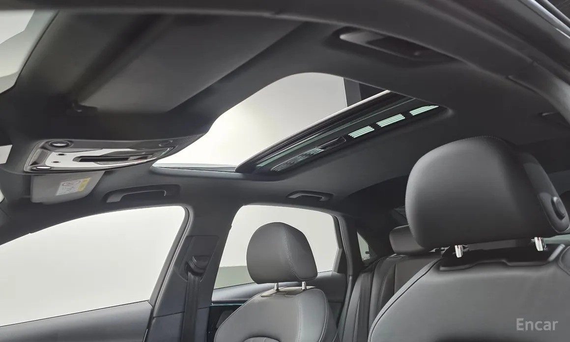 Фото 19 - Audi A4